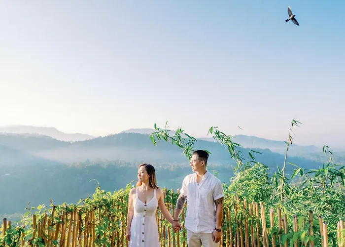 Dreamy Cliffside Bamboo Villa Heated Pool & Stunning View Klungkung